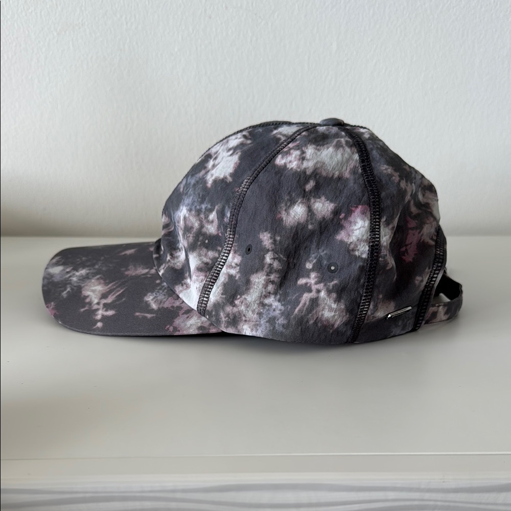 Lululemon Baller Hat Soft, one size, adjustable closure back,tie  dye grey, pink